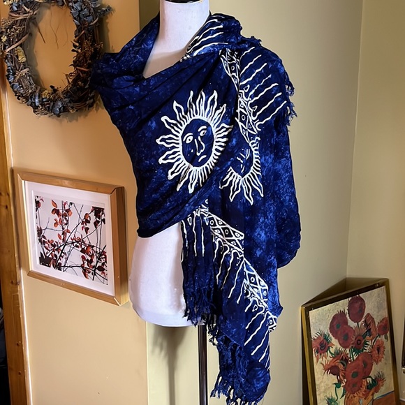 Vtg SUNGOD Size XL OSFA Sun Print Tie-Dye Blue Background Scarf Wrap Sarong NEW - Picture 4 of 15